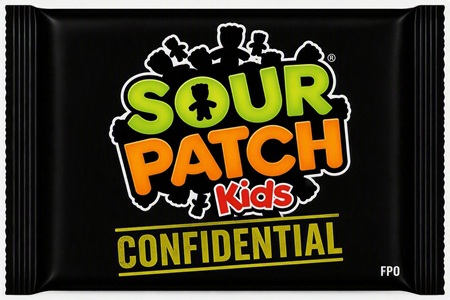 SOUR PATCH KIDS SHREK GREEN ONION 2.87OZ PEG**LIMITED EDITION AVAILABLE - 3/2027**
